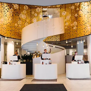 **** Hotel C Suécia