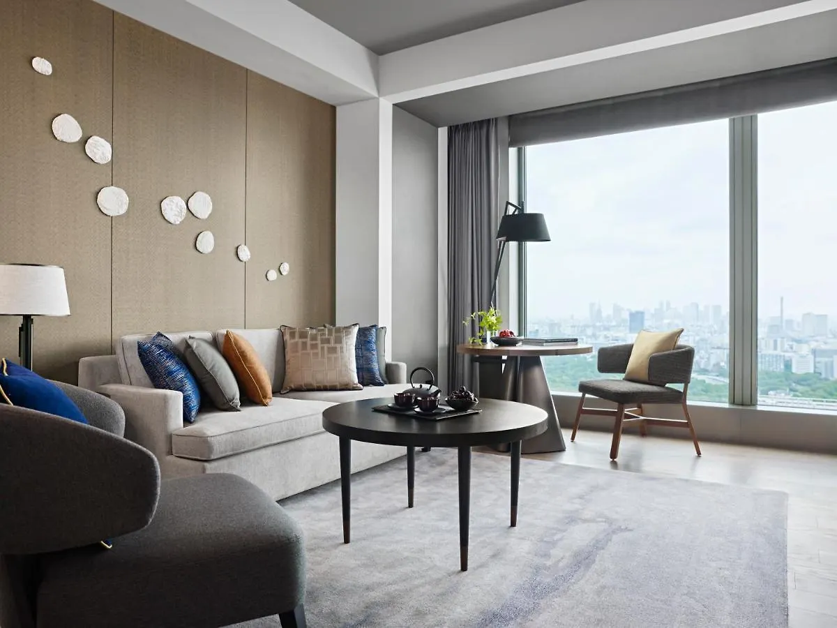 *****  Four Seasons Hotel Tokyo At Otemachi Japan