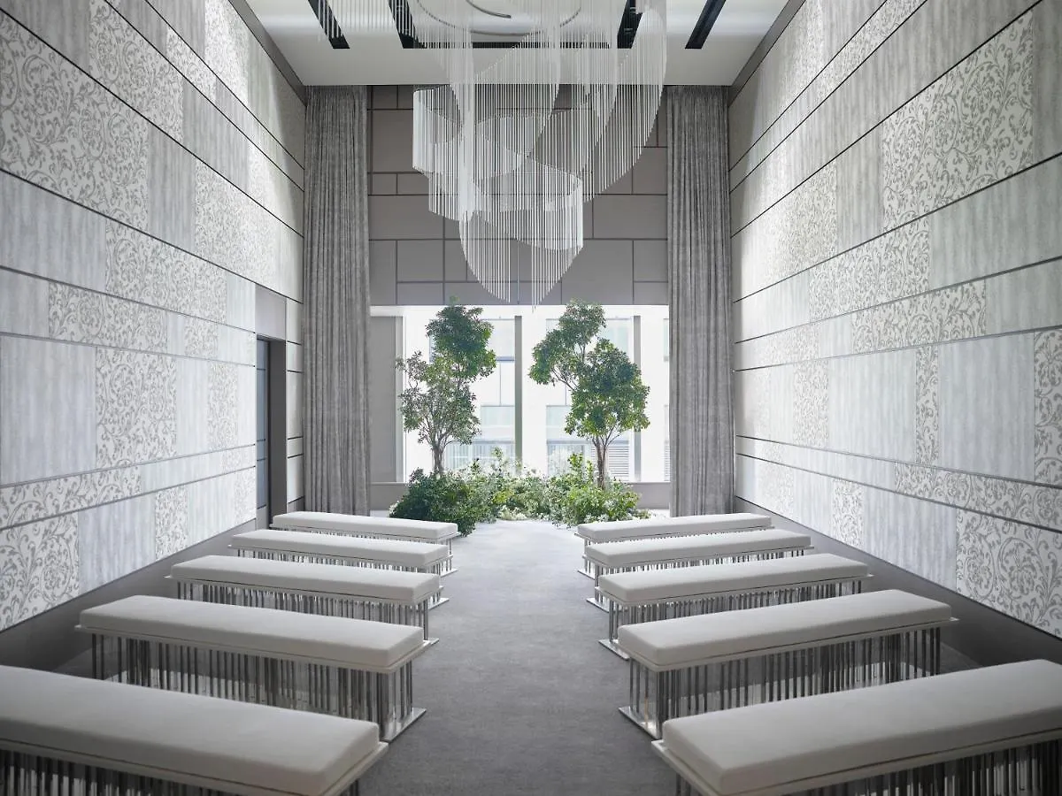 Four Seasons Hotel Tokyo At Otemachi
