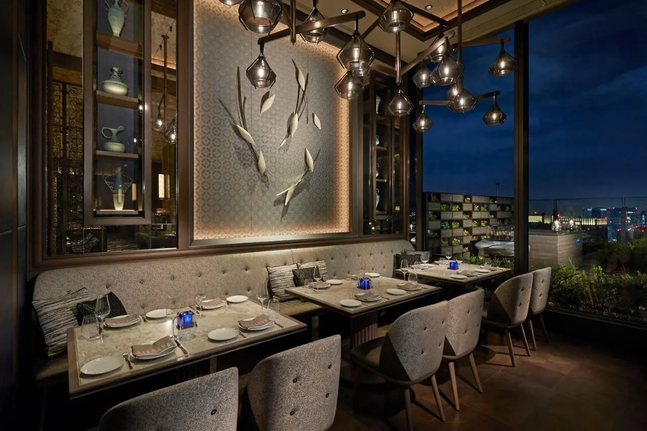 *****  Four Seasons Hotel Tokyo At Otemachi Japonia