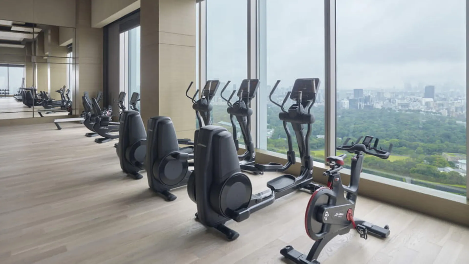 Four Seasons Hotel Tokyo At Otemachi 5*,