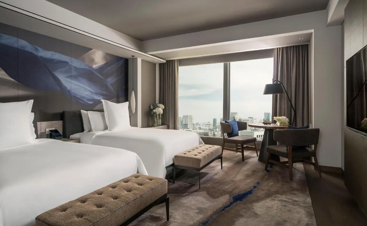 Four Seasons Hotel Tokyo At Otemachi 5*,